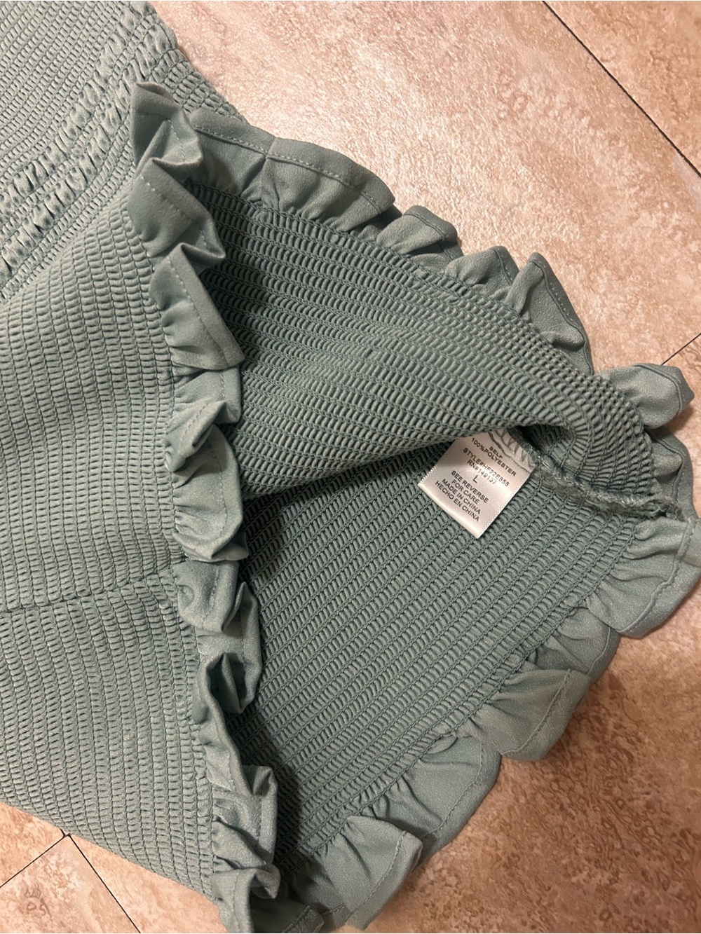 Dress - Picture 4 of 11